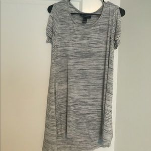 Maternity/nursing shirt